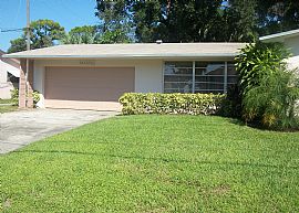 Lovely 3 Bedroom Waterfront Home Near Miami Gardens in Miami, FL (Photo 2 of 5)