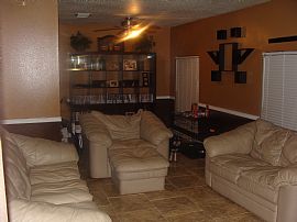 Upgraded 4 Bedroom Home on Huge Lot - Completely Remodeled in Houston, TX (Photo 2 of 12)