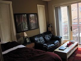 Comfy Master Bedroom in 3 Bedroom Luxury Condo with Own Bathroom in Chicago, IL