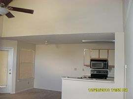 Conducive 2 Bedroom Townhouse with Vaulted Ceilings - $795 in Lake Mary, FL (Photo 4 of 7)