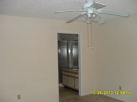 Conducive 2 Bedroom Townhouse with Vaulted Ceilings - $795 in Lake Mary, FL (Photo 6 of 7)