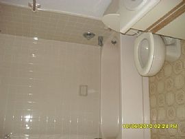 Impressive 2 Bedroom Townhouse with Screened Patio - $695 in Sanford, FL (Photo 7 of 11)