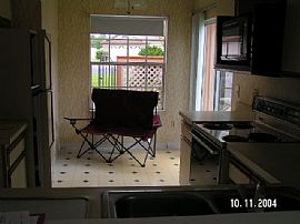 Irresistible 2 Bedroom Home with Fireplace - $895 in Longwood, FL (Photo 7 of 7)