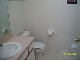Magnificent 3 Bedroom Home - $995 in Orlando, FL (Photo 8 of 10)