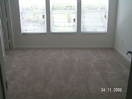 Lovely 3 Bedroom Townhouse with 1 Car Garage - $995 in Sanford, FL (Photo 6 of 8)