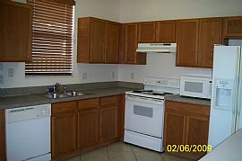 Marvelous 3 Bedroom Home with 2 Car Garage - $1095 in Sanford, FL (Photo 3 of 9)