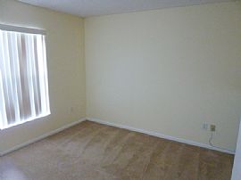 Appealing 3 Bedroom Home with 2 Car Garage - $1195 in Orlando, FL (Photo 8 of 10)