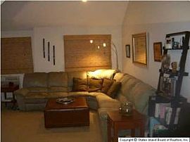 Loft Style 2 Bedroom Condo with Open Floor Plan in Staten Island, NY (Photo 3 of 3)