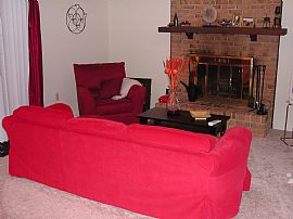 Pretty 3 Bedroom Townhouse in Nice Neighborhood in Nottingham, MD (Photo 3 of 8)