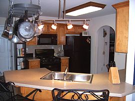 Distinctive 3 Bedroom Home with 3 Car Garage - $1300 in Pendergrass, GA (Photo 7 of 9)