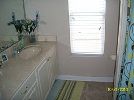 Enticing 4 Bedroom Single Family Home with 2 Car Garage - $1595 in Winter Springs, FL (Photo 11 of 12)