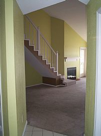 Lovely 2 Bedroom Loft Apartment - Balcony with Great View in North Royalton, OH