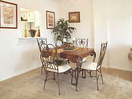 1 Bedroom Home with Great Special in Sunrise, FL (Photo 4 of 10)