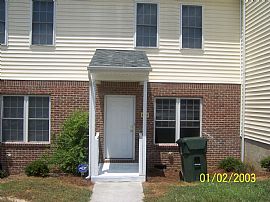 Immaculate 2 Bedroom Townhouse with Brick Front in Raleigh, NC
