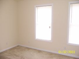 Immaculate 2 Bedroom Townhouse with Brick Front in Raleigh, NC (Photo 4 of 6)