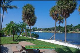 Luxury2 Bedroom Apartment in North Palm Beach in North Palm Beach, FL (Photo 5 of 12)