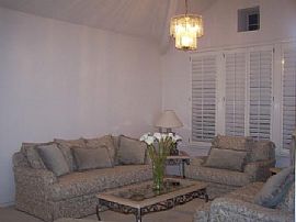 Beautiful 4 Bedroom Home at 375 and Montwood in El Paso, TX (Photo 4 of 6)