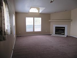 Marvelous 3 Bedroom Home - Handicap Accessible in Menifee, CA