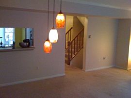 Beautiful 3 Bedroom End Unit Townhouse in Nice Neighborhood in Nottingham, MD (Photo 9 of 10)