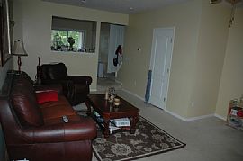 Spacious 2 Bedroom Townhome - Available in November in Mason, OH (Photo 2 of 4)