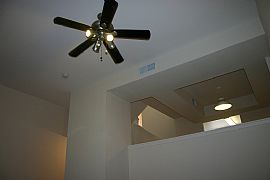 A Newer 3 Bedroom Luxury Townhouse with Great Mountain View in Los Alamos, NM (Photo 4 of 12)