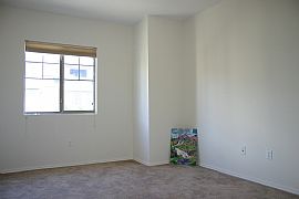 A Newer 3 Bedroom Luxury Townhouse with Great Mountain View in Los Alamos, NM (Photo 8 of 12)