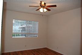 Spacious 1 Bedroom Apartment in Culver City/mdr Adjacent in Los Angeles, CA (Photo 2 of 12)