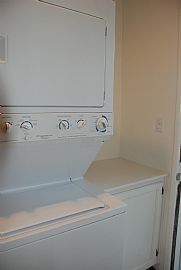 Spacious 1 Bedroom Apartment in Culver City/mdr Adjacent in Los Angeles, CA (Photo 8 of 12)