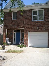 Superb 3 Bedroom Brick Townhome Near Wrigh'Ville Bch and Uncw in Wilmington, NC