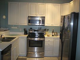 Superb 3 Bedroom Brick Townhome Near Wrigh'Ville Bch and Uncw in Wilmington, NC (Photo 3 of 3)
