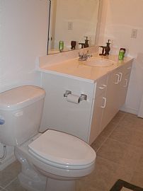 Astonishing 8 Bedroom Home - Next to Indian River University in Fort Pierce, FL (Photo 5 of 8)