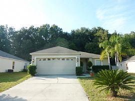 Delightful 3 Bedroom Home with 2 Car Garage - $1095 in Apopka, FL