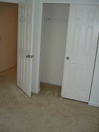 Nice 2 Bedroom Condo with Pool in New Albany Park in New Albany, OH (Photo 10 of 10)