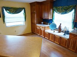 Adorable 3 Bedroom Home with 2 Car Garage in Orlando, FL (Photo 3 of 12)