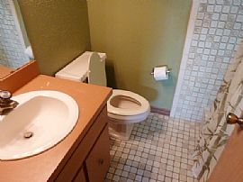 Adorable 3 Bedroom Home with 2 Car Garage in Orlando, FL (Photo 6 of 12)