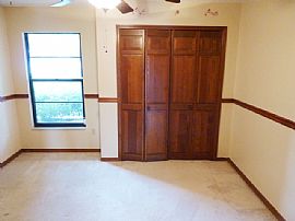 Adorable 3 Bedroom Home with 2 Car Garage in Orlando, FL (Photo 7 of 12)