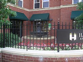 Deluxe 1 Bedroom Condo - Opposite of Dunnloring Metro Station in Fairfax, VA