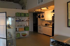 Spacious 1 Bedroom  Apartment - Live/Work Loft on Top Floor in San Diego, CA (Photo 7 of 8)