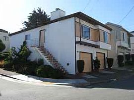 Immaculate 3 Bedroom Home on Corner Lot  in San Francisco, CA