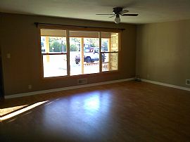 Desirable 3 Bedroom Home - You Can Walk to Purdue University in West Lafayette, IN (Photo 10 of 12)