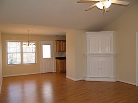 Amazing 3 Bedroom Single Level Home with Attached Garage in Rutherfordton, NC (Photo 3 of 8)