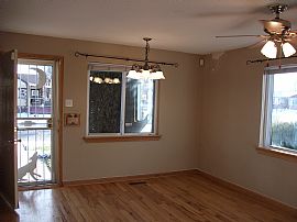 Beautiful, Remodeled 2 Bedroom Close to Mile High Stadium in Denver, CO (Photo 2 of 5)