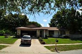 Cozy 4 Bedroom Home with Pool and A+ Schools - Move-In Ready in Orlando, FL