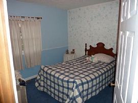 Spacious 4 Bedroom Home with 3400 Sq. Ft. on 2 Acres in Shipshewana, IN (Photo 7 of 7)