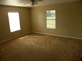 Nice 3 Bedroom Brick Home on Corner Lot in Meridian, TX (Photo 6 of 7)