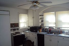 Quaint 2 Bedroom Home with Quiet Country Living in Lamasco, KY (Photo 3 of 3)