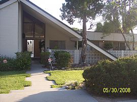 Charming 3 Bedroom Custom Home with City and Mountains Views in San Bernardino, CA (Photo 4 of 6)