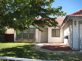 Beautiful 3 Bedroom Home - Ready for Immediate Move-In in Lancaster, CA