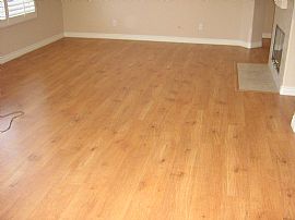 Gorgeous 2 Bedroom Townhouse with Vaulted Ceiling in Rancho Bernardo, CA (Photo 7 of 9)