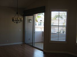 Gorgeous 2 Bedroom Townhouse with Vaulted Ceiling in Rancho Bernardo, CA (Photo 9 of 9)